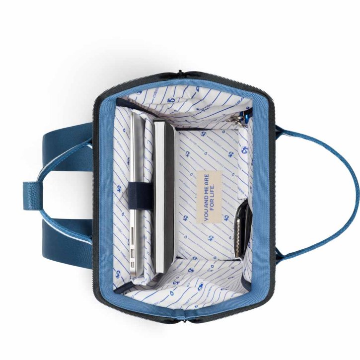 CABAIA Adventurer M Bratislava Day Pack navy